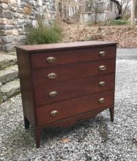 Early Connecticut cherry chest of drawers c1810