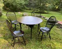 D R Dimes round maple table and chairs