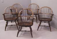 Nichols and Stone knuckle arm Windsor arm chair