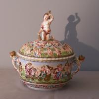 Italian Capodimonte covered porcelain tureen with putti