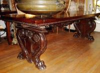 Early 17th century Italian walnut trestle table