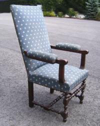 Louis XVIII armchair  with blue upholstery and turned base