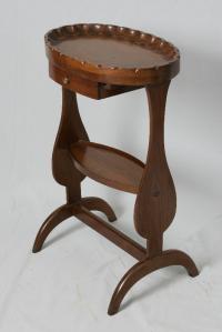 Scalloped dish-carved top wine table c1880