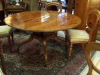 Baker Dining room table with two leaves
