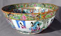 19th Century Chinese Export Rose Mandarin porcelain bowl c1820