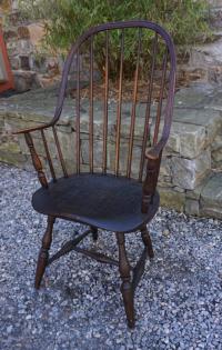 Early Windsor chair with continuous arm and bow back c1790