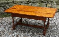 Vintage Eldred Wheeler tiger maple coffee table