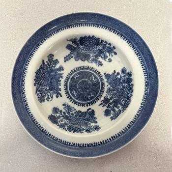 Image of Chinese Fitzhugh blue and white plate