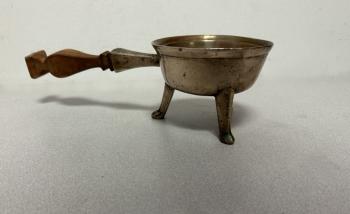 Image of Early bronze pharmacy crucible or skillet c1800