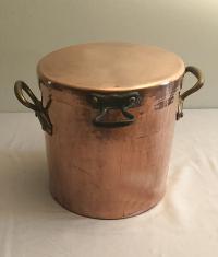 Vintage large hand hammered copper covered soup pot made in France