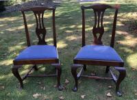 Pair Queen Anne mahogany chairs Massachuetts c1770