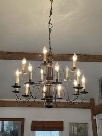 Traditional15 light chandelier in painted wood and iron