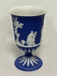 19thc Wedgwood blue Jasperware pedestal vase