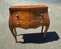 Italian marquetry chest of drawers in bombe form