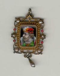 Antique enamel on porcelain pendant diamond