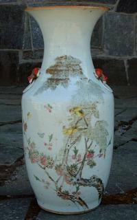 Antique Chinese Export Porcelain Vase