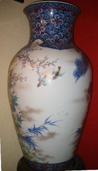 Japanese porcelian vase signed Fugakwa c1880