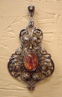 Vintage Peruzzi Boston sterling silver and blown glass pendant