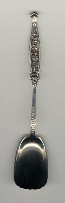 Sterling silver Victorian sugar spoon c1900