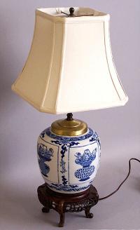 Chinese export Ginger Jar lamp blue and white c1780