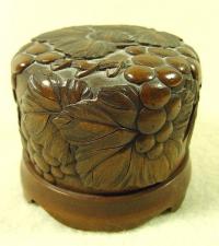 Japanese Carved Boxwood incense box Round Kogo Meiji period