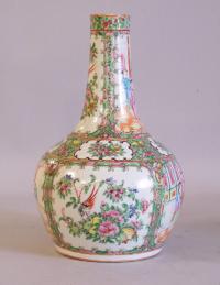 Chinese export porcelain Rose Medallion vase c1860