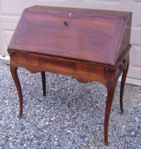 Period Louis XV ladies slant front walnut desk c1760