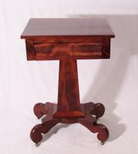 Period American Federal mahogany night Stand c1825