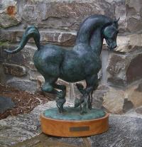Modern bronze horse sculpture by Diego Martinez Negrete