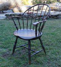 Early New England sack back Windsor arm chair