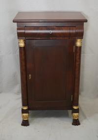 American Federal bedside stand c1825