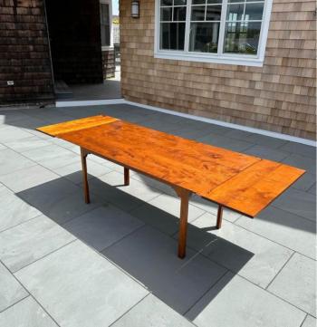 Image of D R  Dimes Salisbury Tavern dining table with leaves in tiger maple