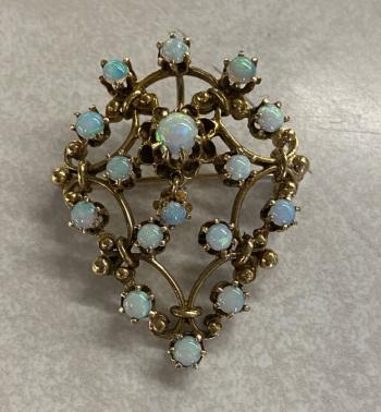 Image of 18k yellow gold and opal booch c1900
