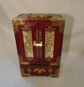Image of Antique Chinese rosewood jewelry box